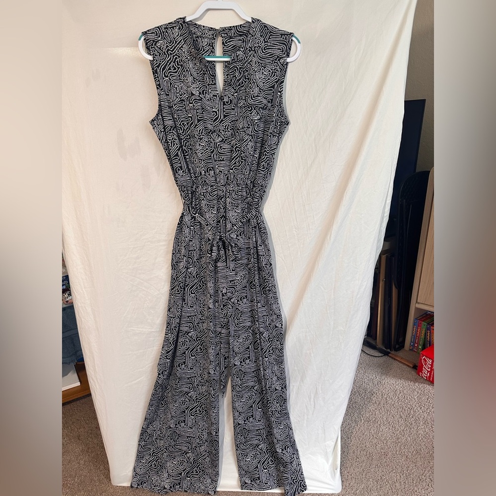 Bling patterned jumpsuit, lots of stretch smooth material